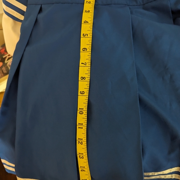 Japanese school uniform (costume) - Picture 3 of 5